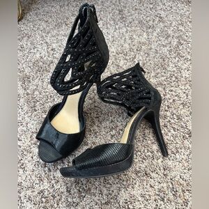 Gianni Bini Women’s Platform Black Glitter Rhinestone Snakeskin Heel 8